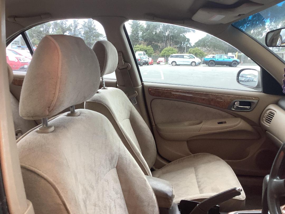 Photo '10' of Nissan Bluebird Sylphy Photo '10' of Nissan Bluebird Sylphy