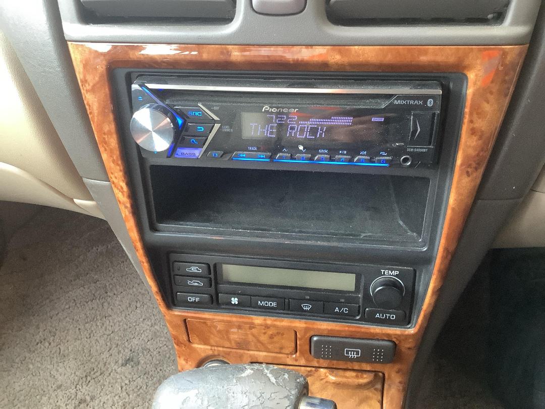 Photo '13' of Nissan Bluebird Sylphy Photo '13' of Nissan Bluebird Sylphy