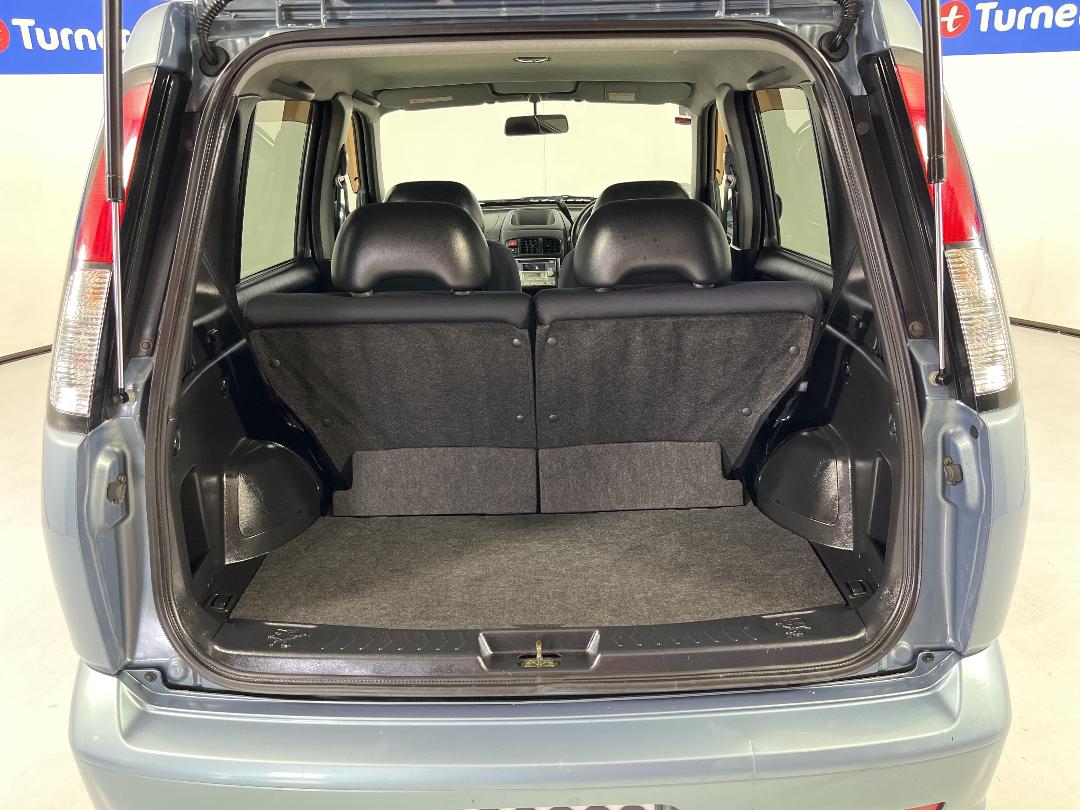 Photo '14' of Nissan Cube