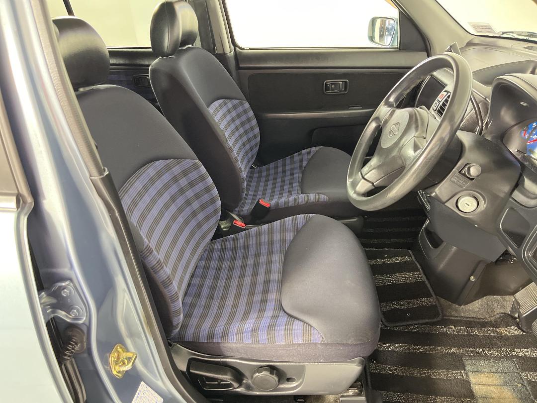 Photo '16' of Nissan Cube