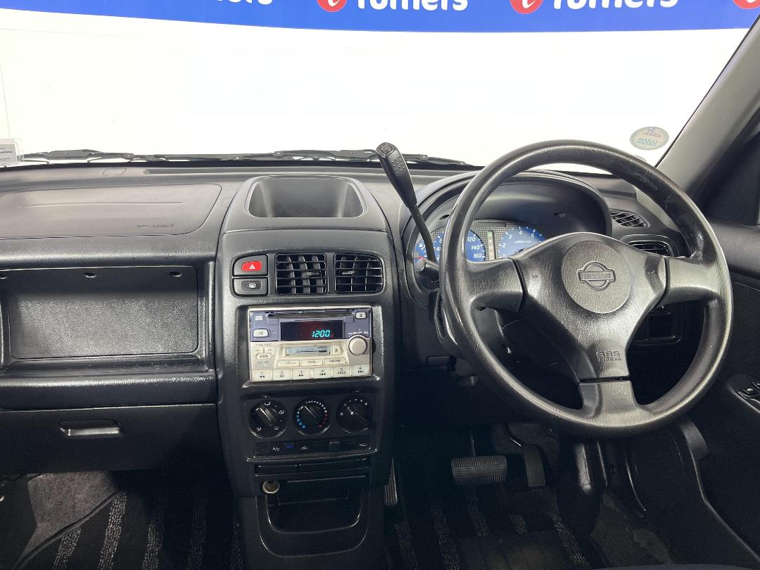 Photo '17' of Nissan Cube