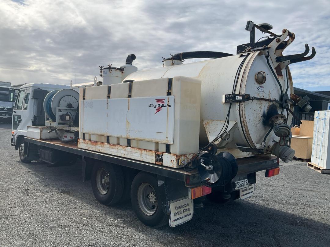 Photo '6' of Nissan Diesel MD235 Hydro Excavator