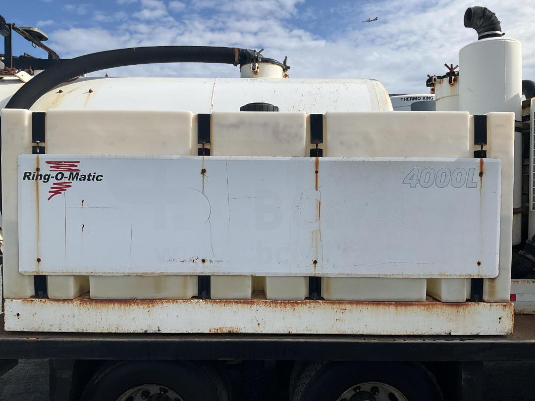 Photo '34' of Nissan Diesel MD235 Hydro Excavator