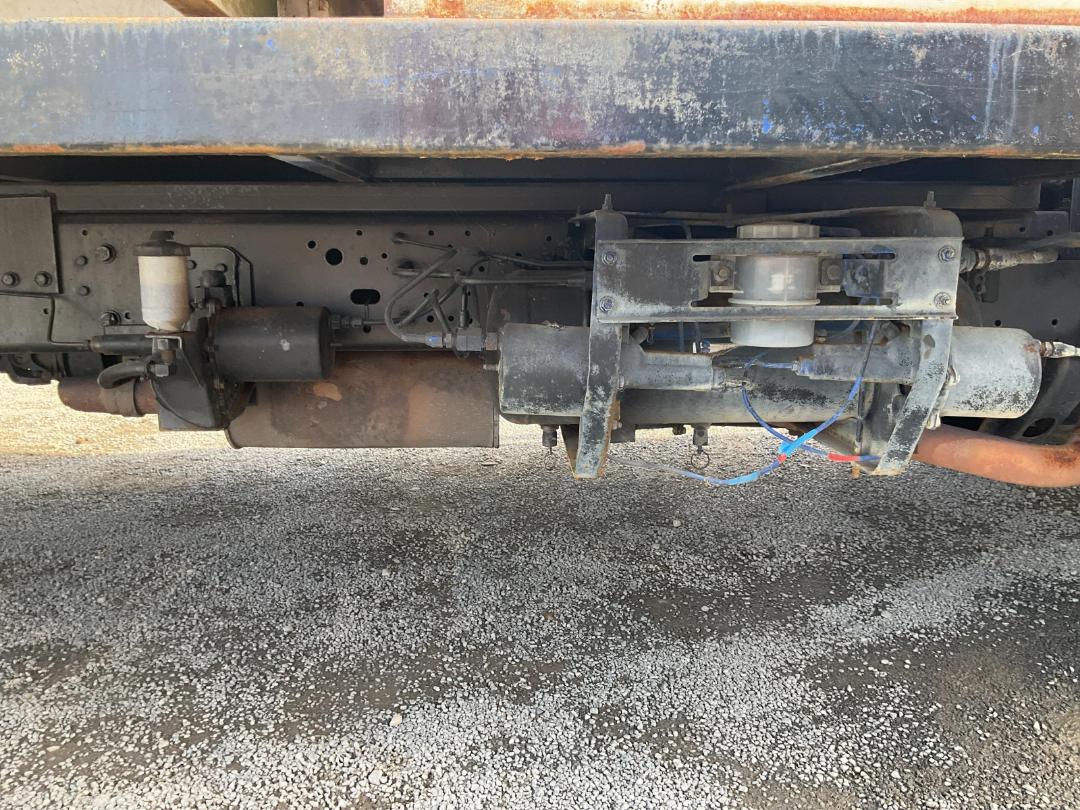 Photo '38' of Nissan Diesel MD235 Hydro Excavator