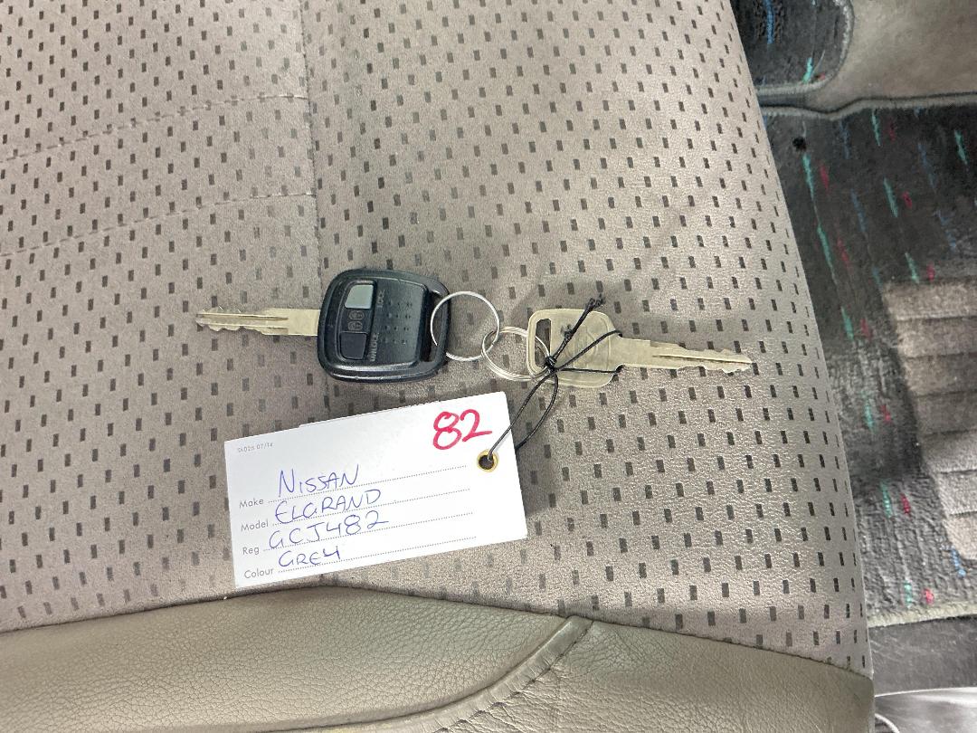 Photo '21' of Nissan Elgrand Photo '21' of Nissan Elgrand