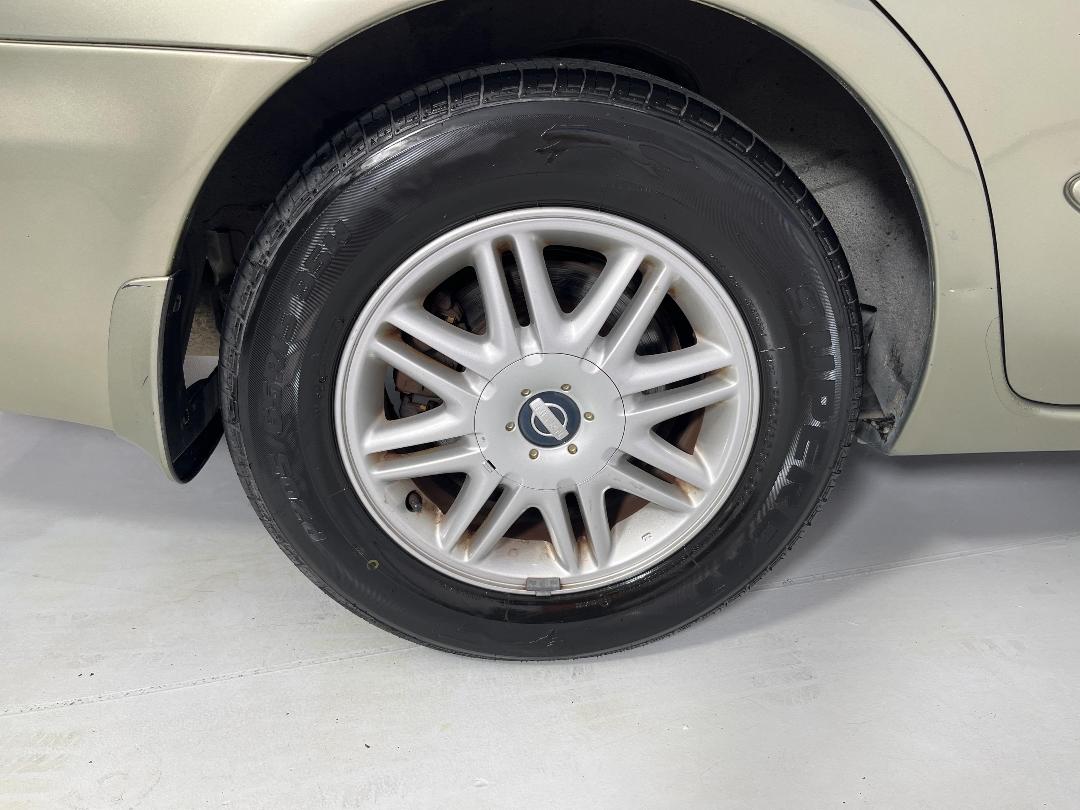 Photo '12' of Nissan Maxima Photo '12' of Nissan Maxima