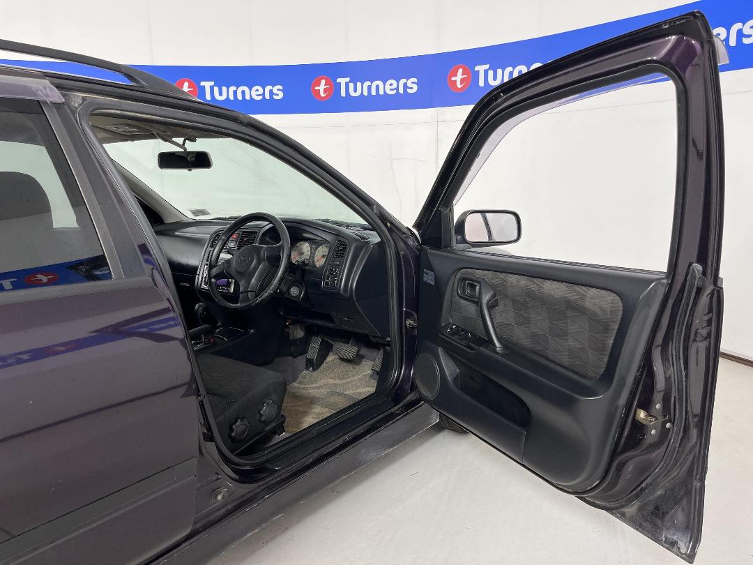 Photo '15' of Nissan Primera