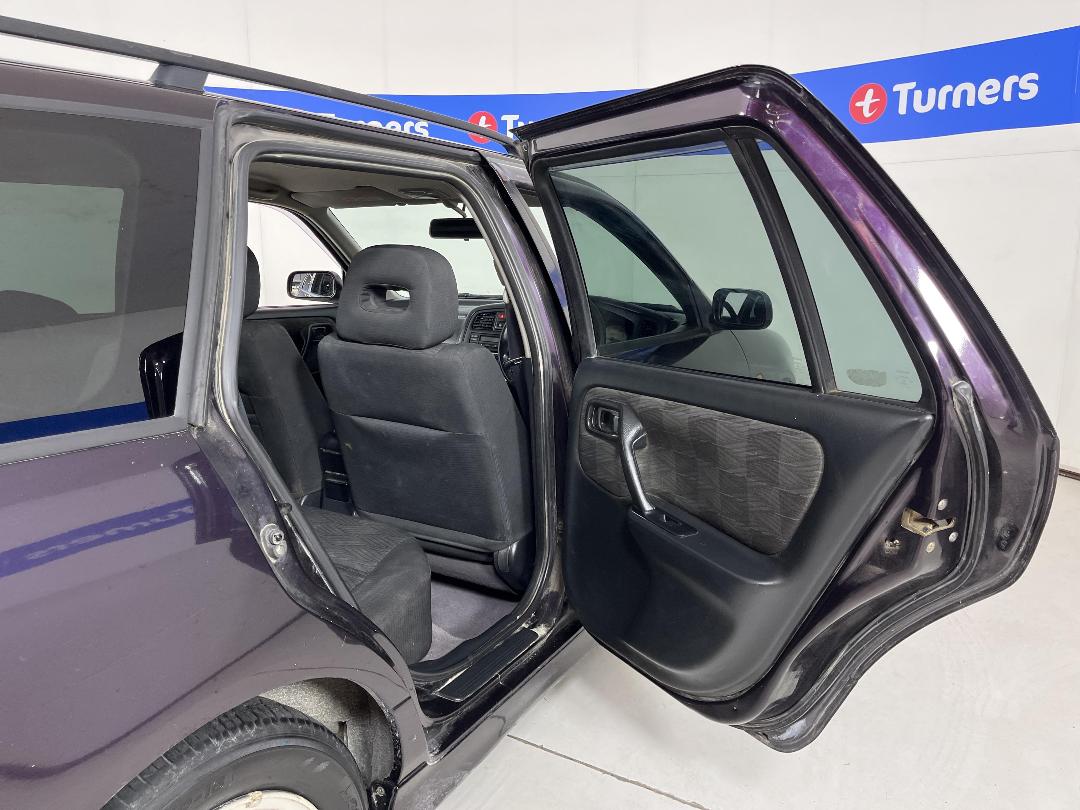 Photo '19' of Nissan Primera