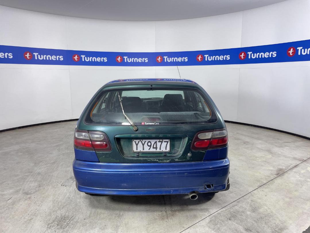 Photo '5' of Nissan Pulsar LX Photo '5' of Nissan Pulsar LX