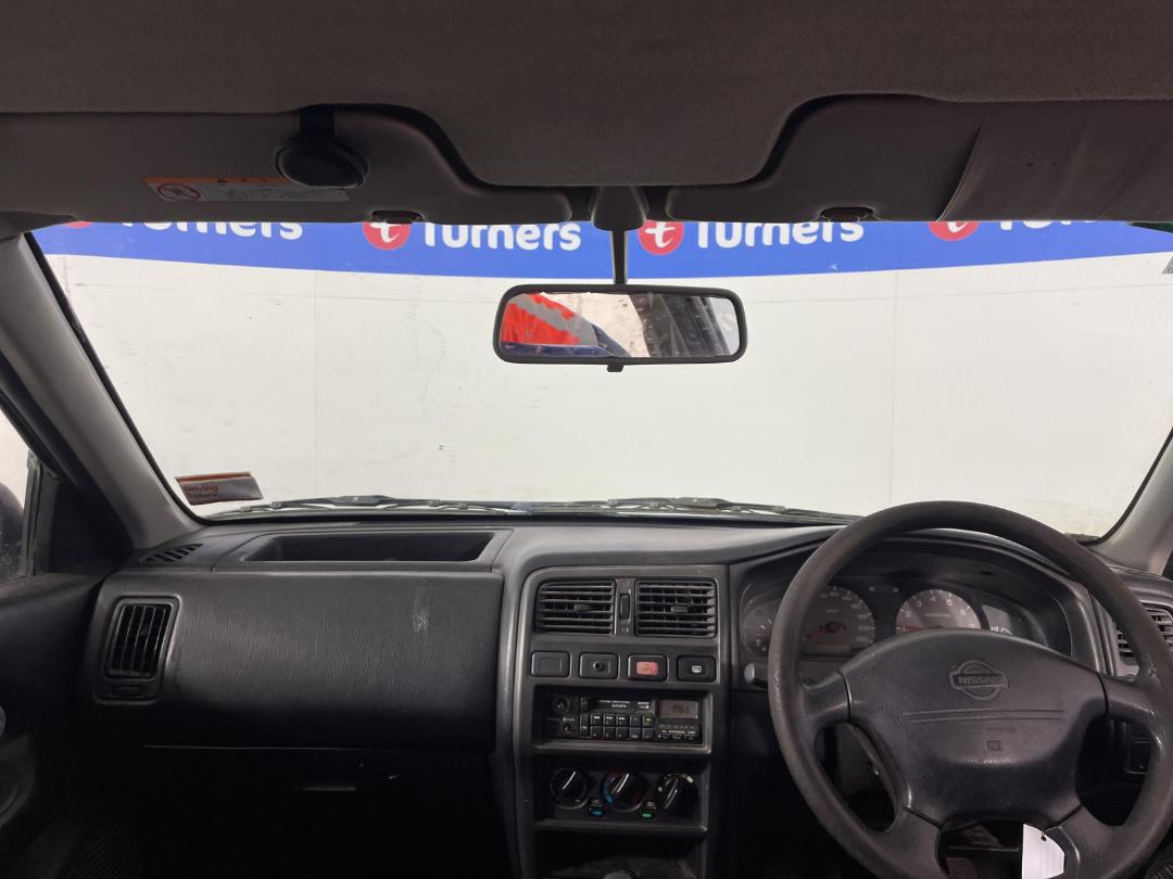 Photo '15' of Nissan Pulsar LX Photo '15' of Nissan Pulsar LX