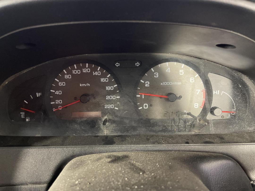 Photo '19' of Nissan Pulsar LX Photo '19' of Nissan Pulsar LX