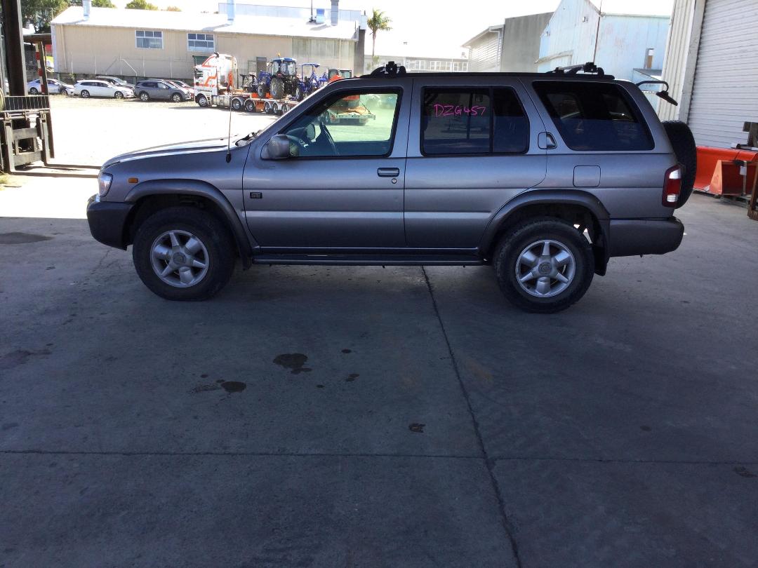 Photo '3' of Nissan Terrano