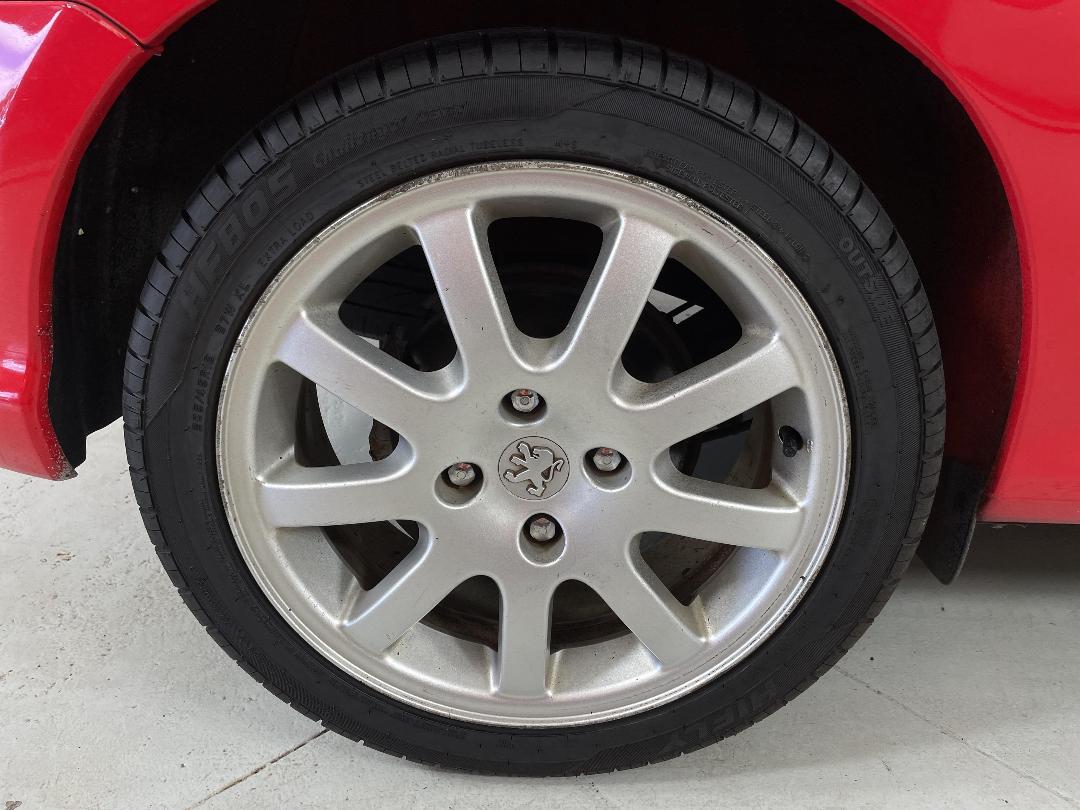 Photo '12' of Peugeot 206