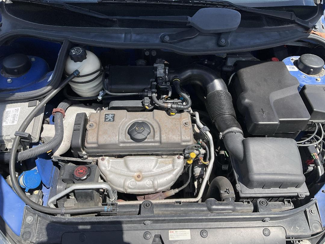 Photo '2' of Peugeot 206 Photo '2' of Peugeot 206