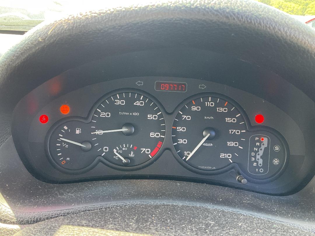 Photo '8' of Peugeot 206 Photo '8' of Peugeot 206