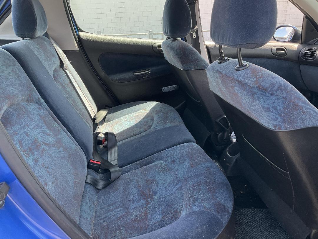 Photo '9' of Peugeot 206 Photo '9' of Peugeot 206