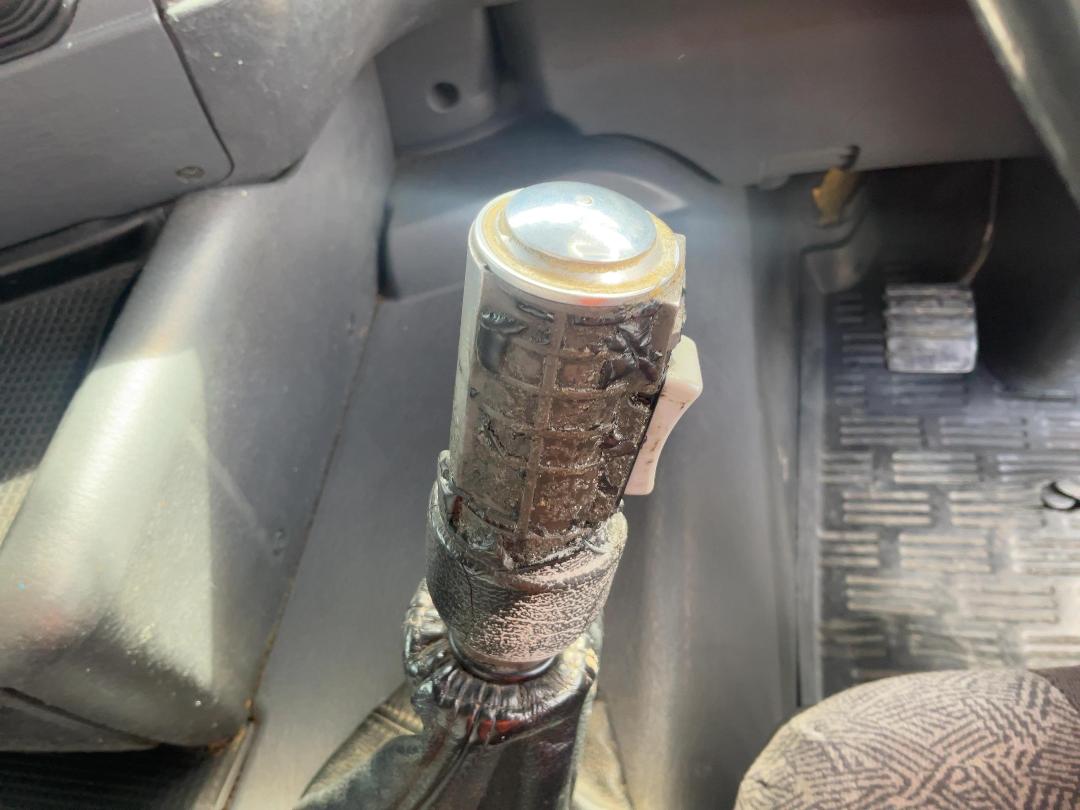 Photo '13' of Scania 124LB6X2 Box Body Photo '13' of Scania 124LB6X2 Box Body