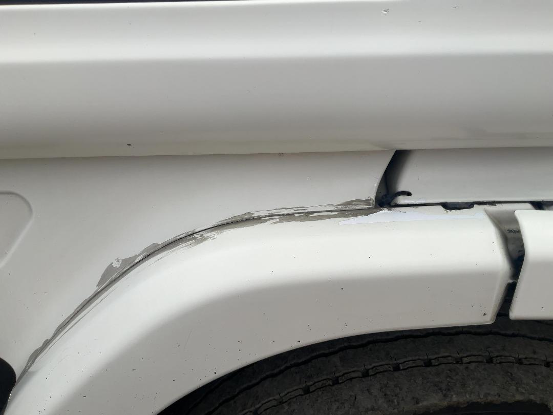 Photo '29' of Scania 124LB6X2 Box Body Photo '29' of Scania 124LB6X2 Box Body