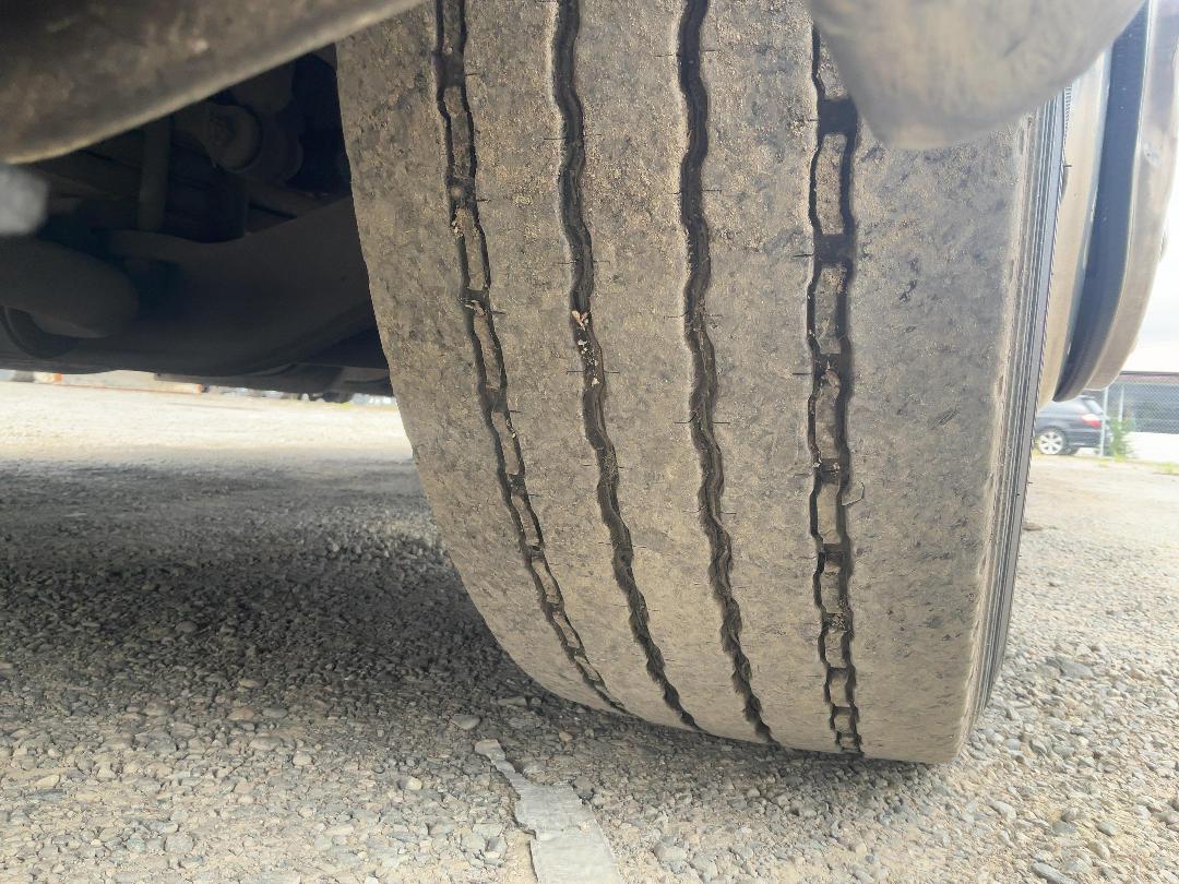 Photo '41' of Scania 124LB6X2 Box Body Photo '41' of Scania 124LB6X2 Box Body