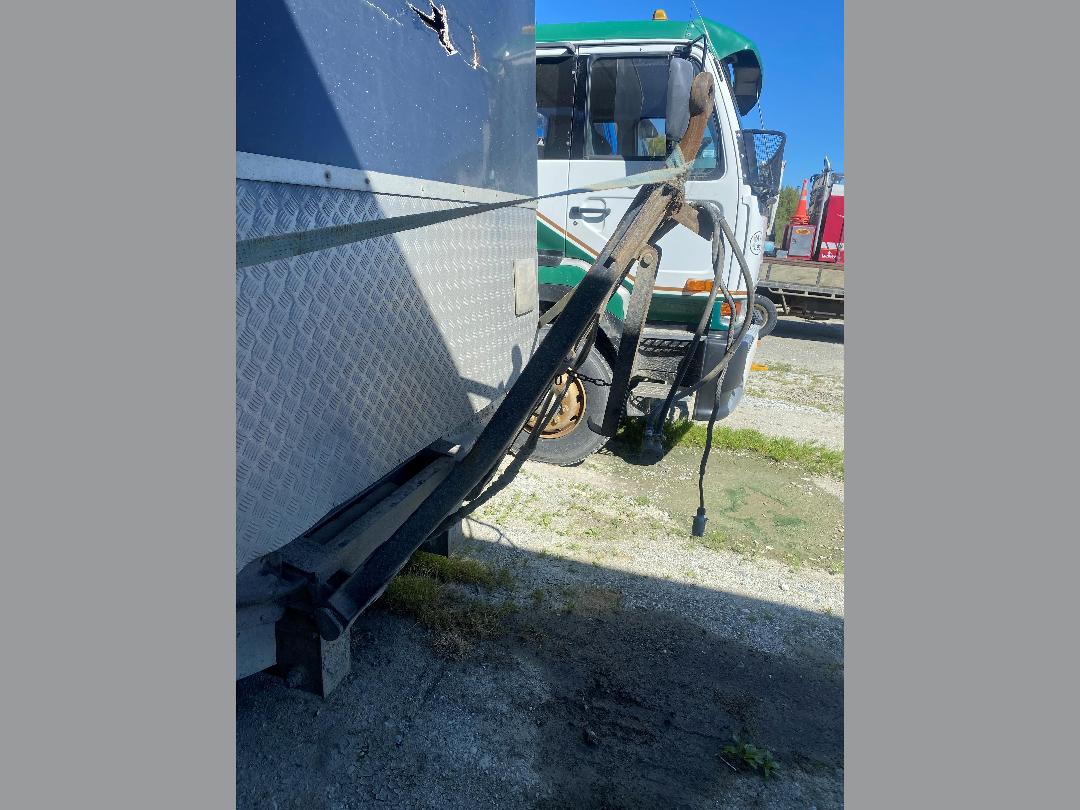 Photo '4' of STEELBRO SBFC430F Curtainsider Full Photo '4' of STEELBRO SBFC430F Curtainsider Full