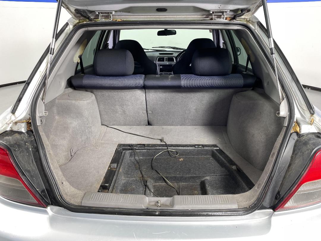 Photo '14' of Subaru Impreza