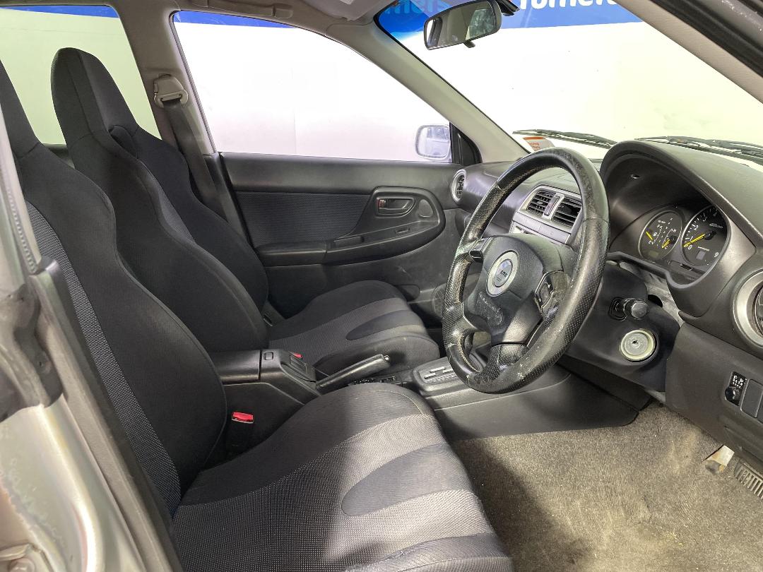 Photo '16' of Subaru Impreza