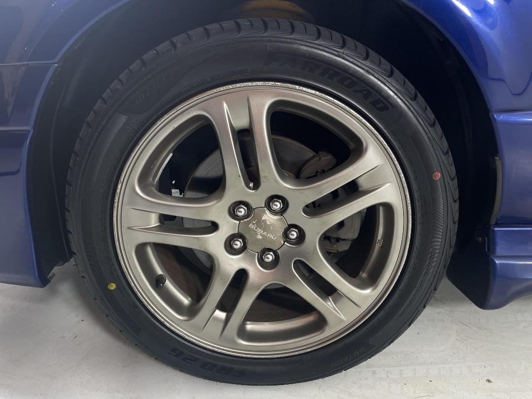 Photo '10' of Subaru Legacy