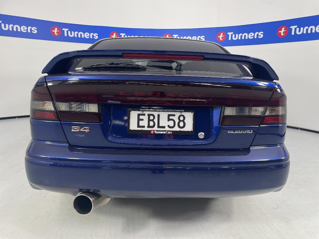 Photo '6' of Subaru Legacy