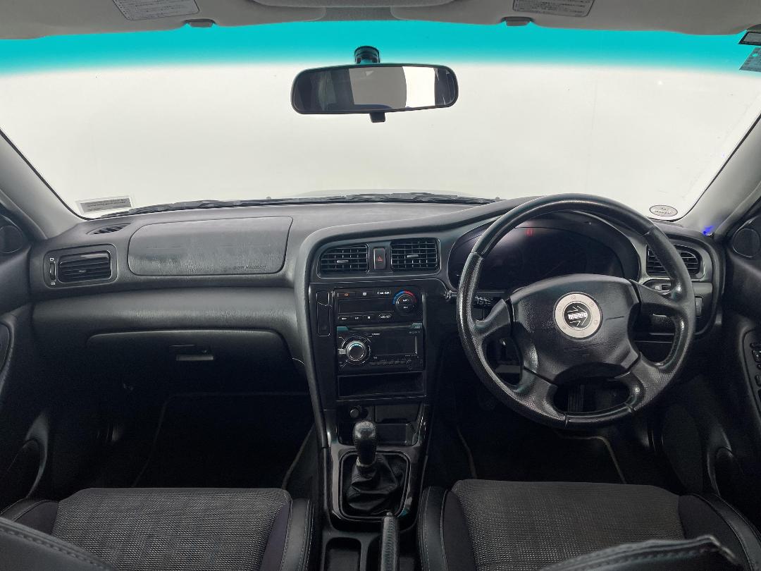 Photo '17' of Subaru Legacy