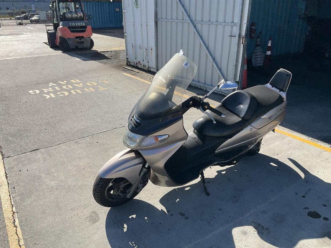 Photo '4' of Suzuki AN250 X