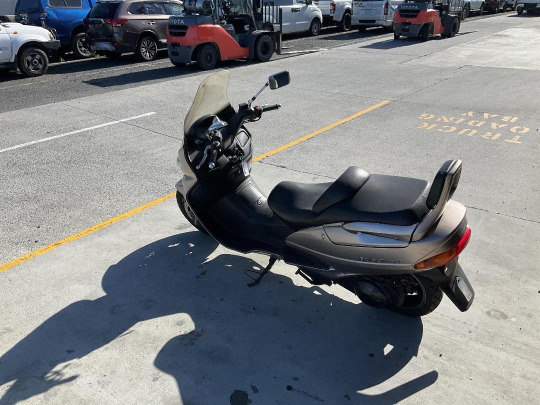 Photo '5' of Suzuki AN250 X