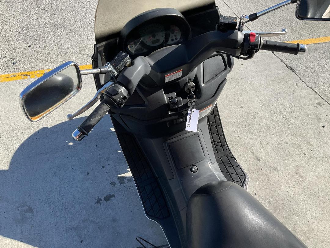 Photo '11' of Suzuki AN250 X