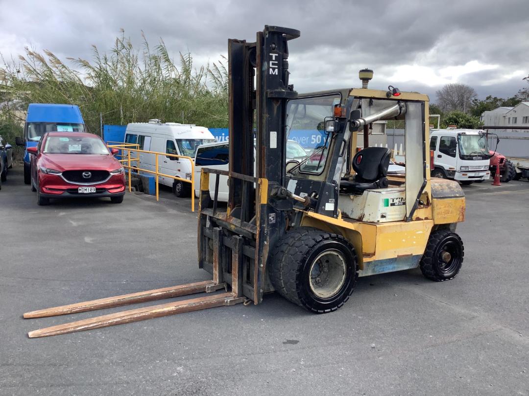 Photo '9' of TCM FD40 Forklift Photo '9' of TCM FD40 Forklift