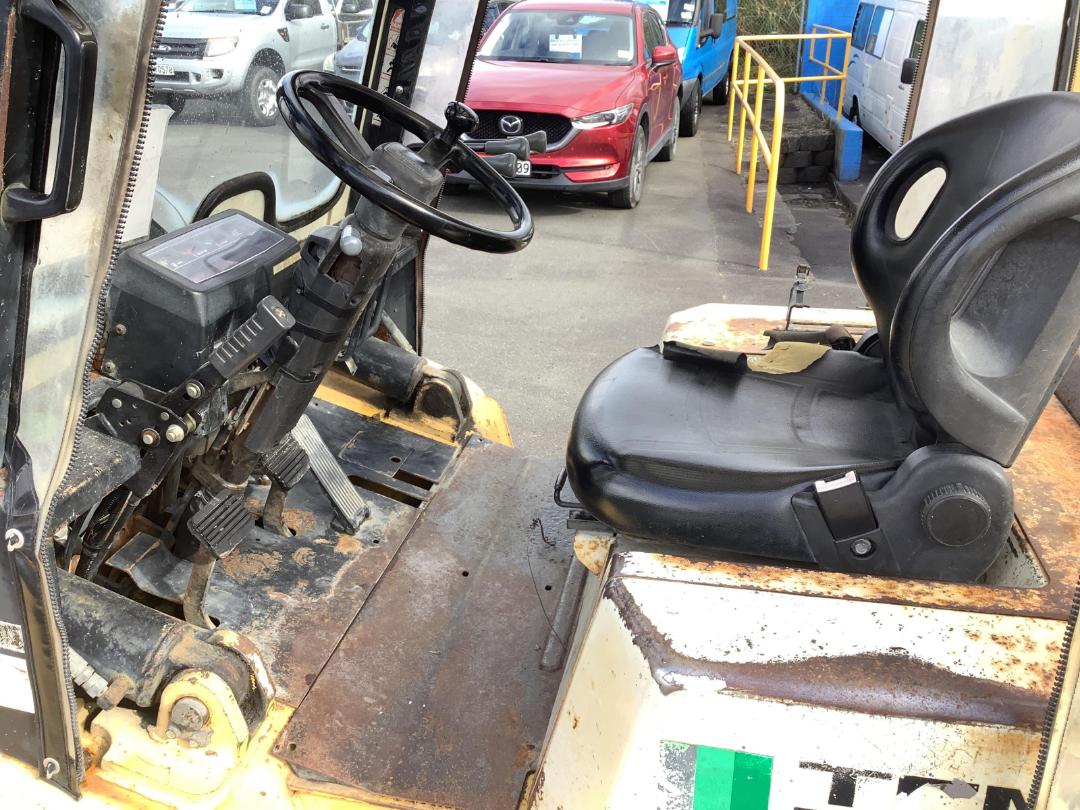 Photo '11' of TCM FD40 Forklift Photo '11' of TCM FD40 Forklift