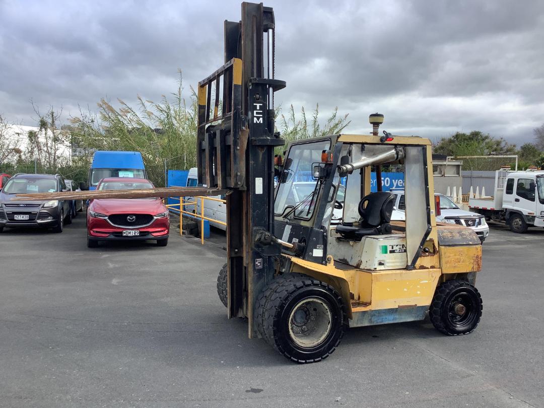 Photo '3' of TCM FD40 Forklift Photo '3' of TCM FD40 Forklift
