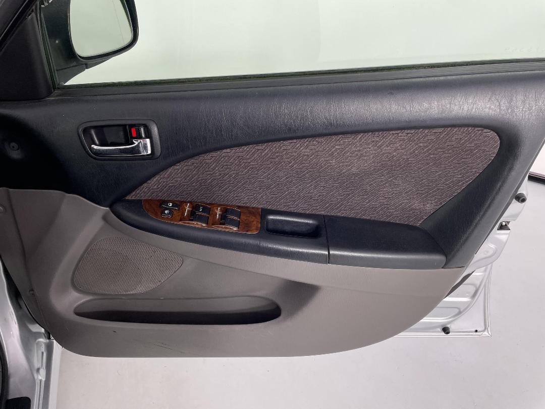 Photo '15' of Toyota Caldina Photo '15' of Toyota Caldina