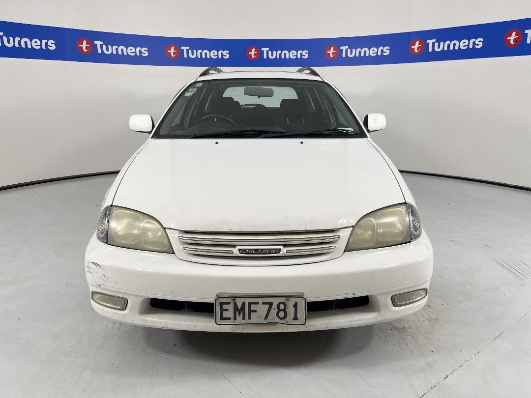 Photo '2' of Toyota Caldina Photo '2' of Toyota Caldina