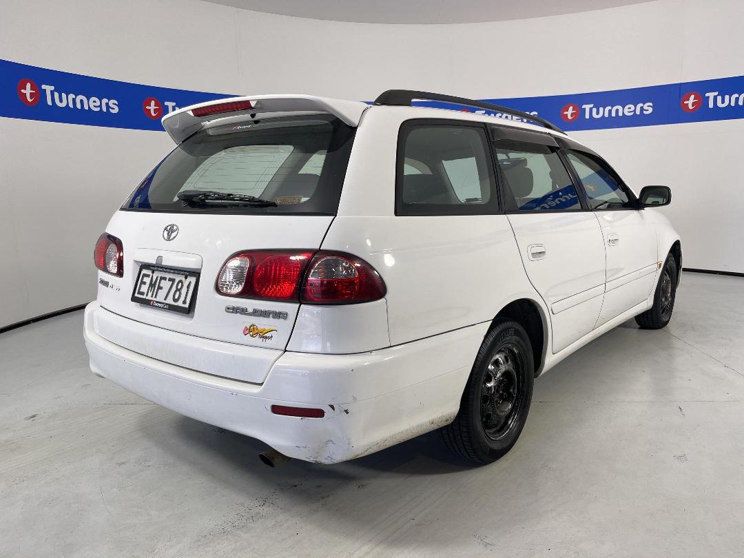 Photo '7' of Toyota Caldina Photo '7' of Toyota Caldina