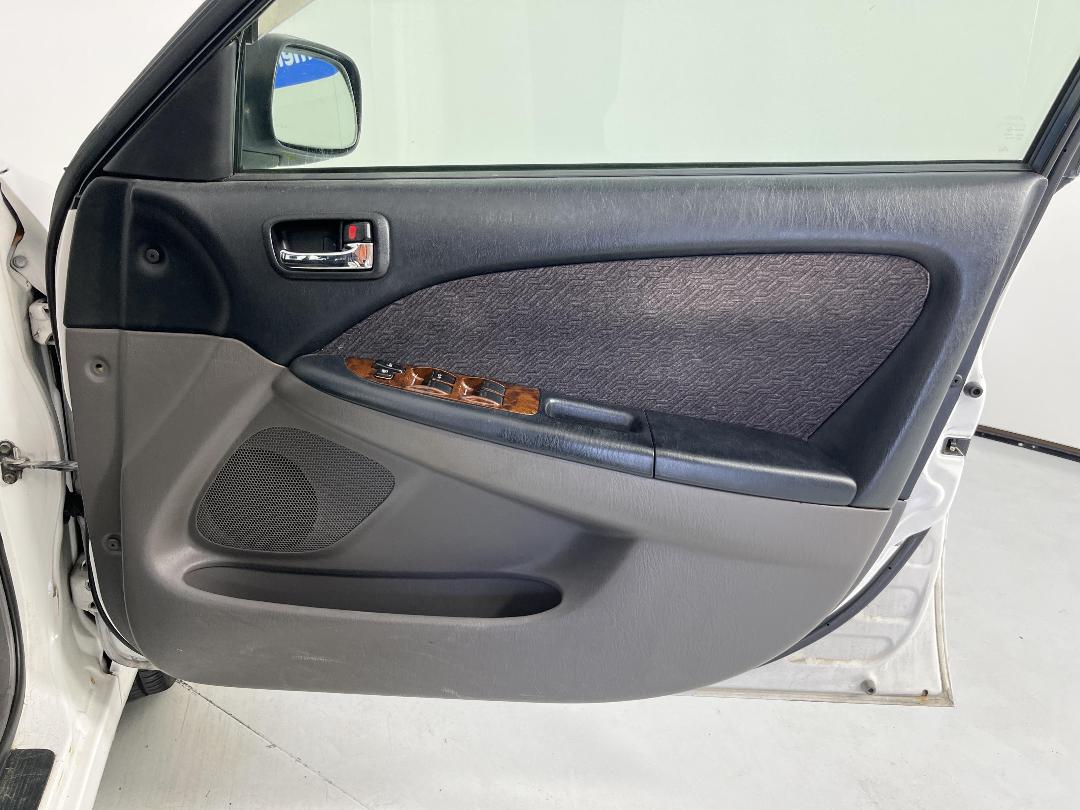 Photo '15' of Toyota Caldina Photo '15' of Toyota Caldina