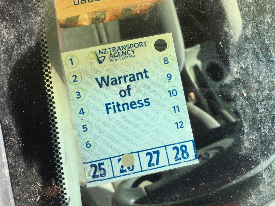 Photo '18' of Toyota Camry GL Photo '18' of Toyota Camry GL