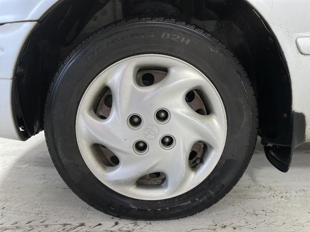 Photo '8' of Toyota Corolla GL Photo '8' of Toyota Corolla GL