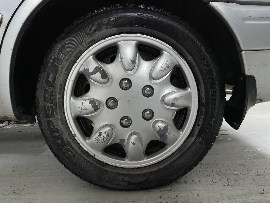 Photo '9' of Toyota Corolla GL Photo '9' of Toyota Corolla GL