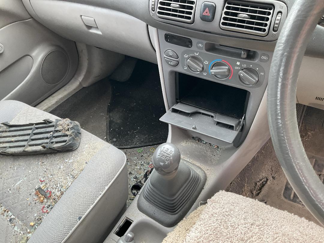 Photo '11' of Toyota Corolla XL