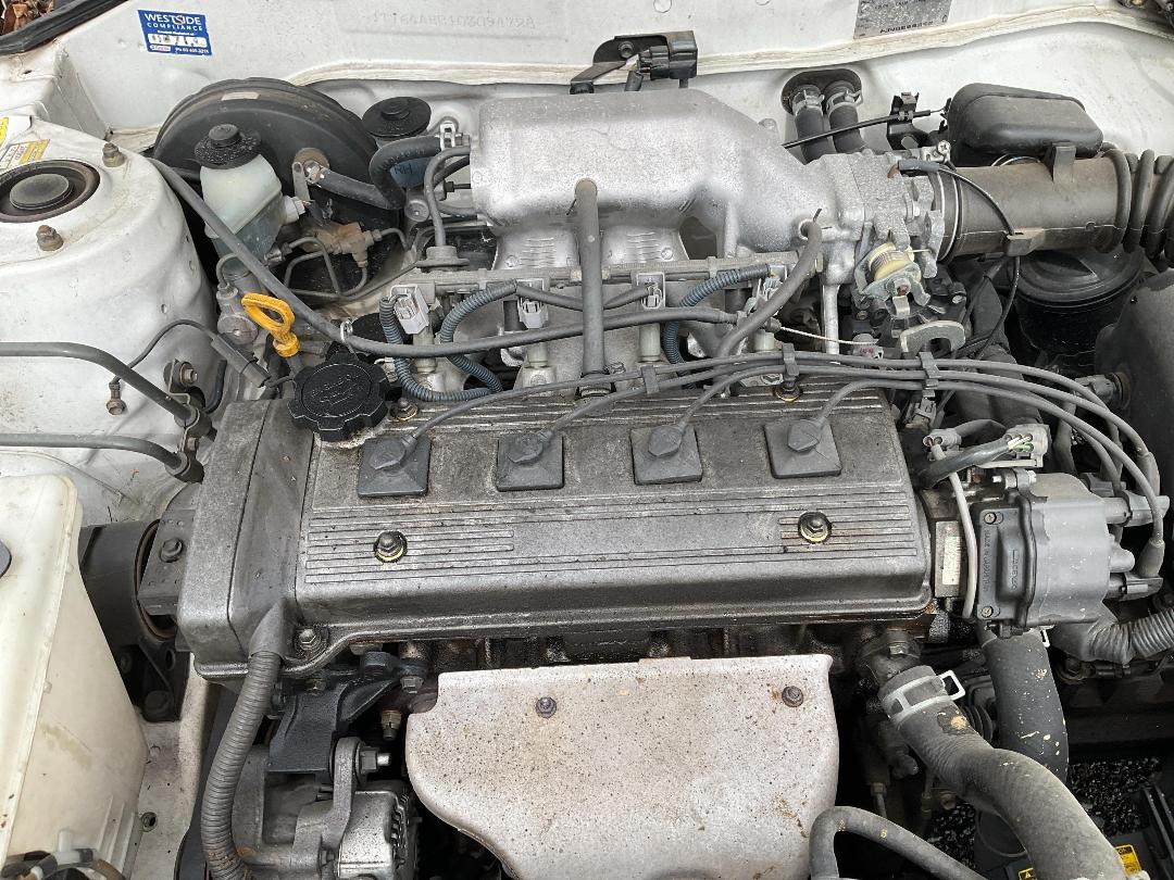 Photo '17' of Toyota Corolla XL