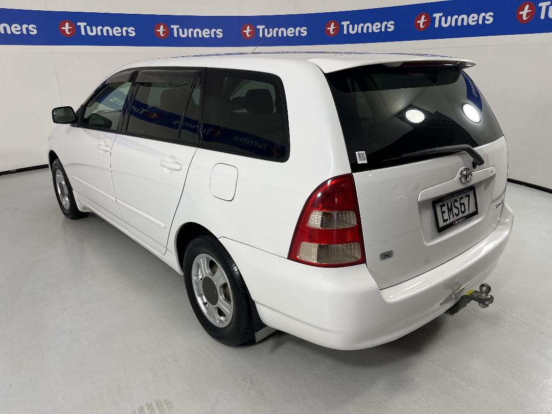 Photo '5' of Toyota Corolla Fielder Photo '5' of Toyota Corolla Fielder