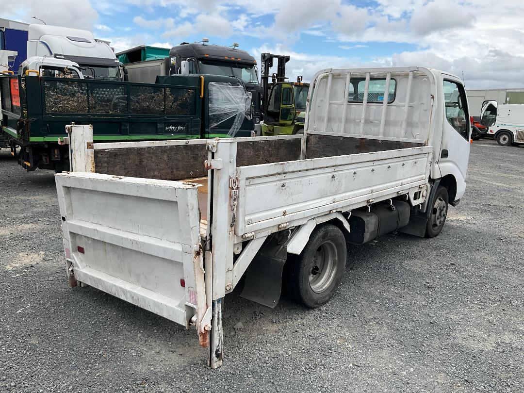 Photo '4' of Toyota Dyna XZU307 Flat Deck