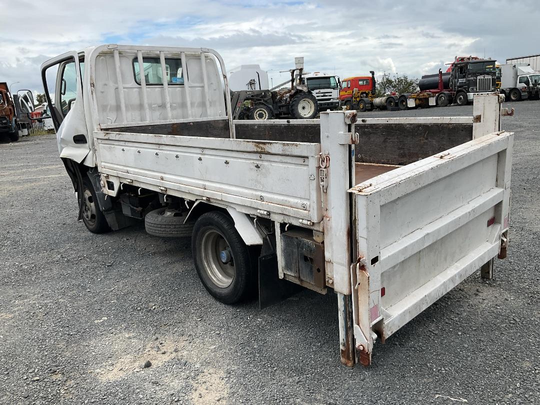 Photo '6' of Toyota Dyna XZU307 Flat Deck