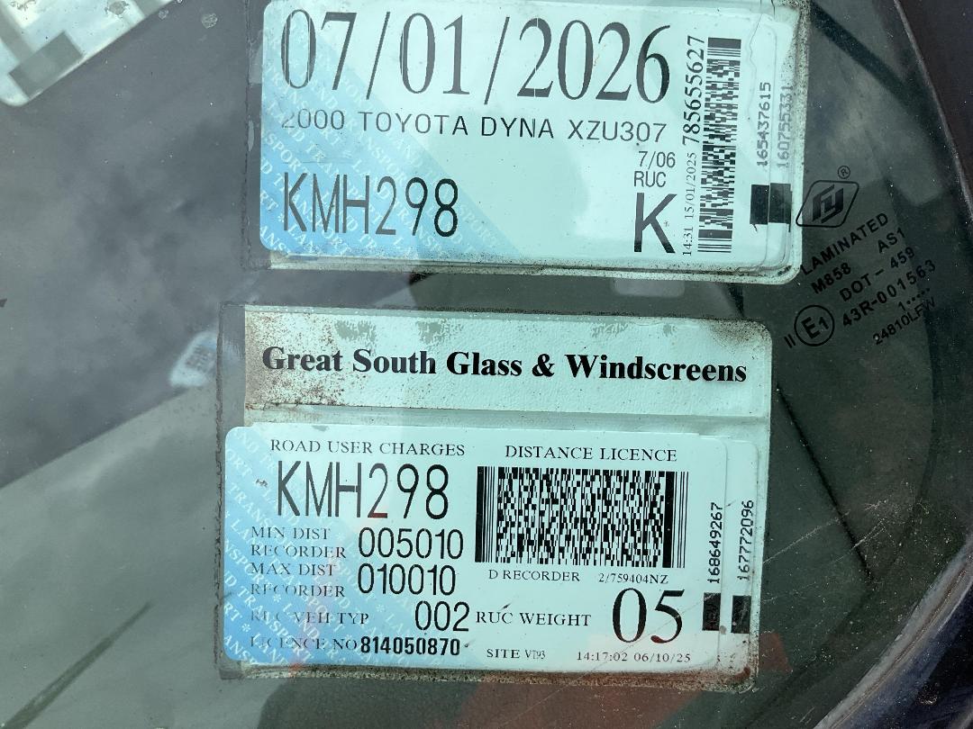 Photo '28' of Toyota Dyna XZU307 Flat Deck