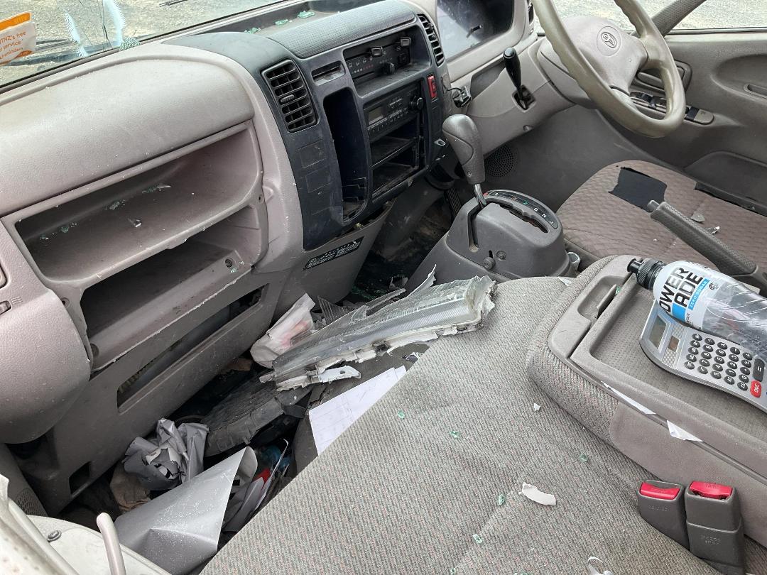 Photo '17' of Toyota Dyna XZU307 Flat Deck