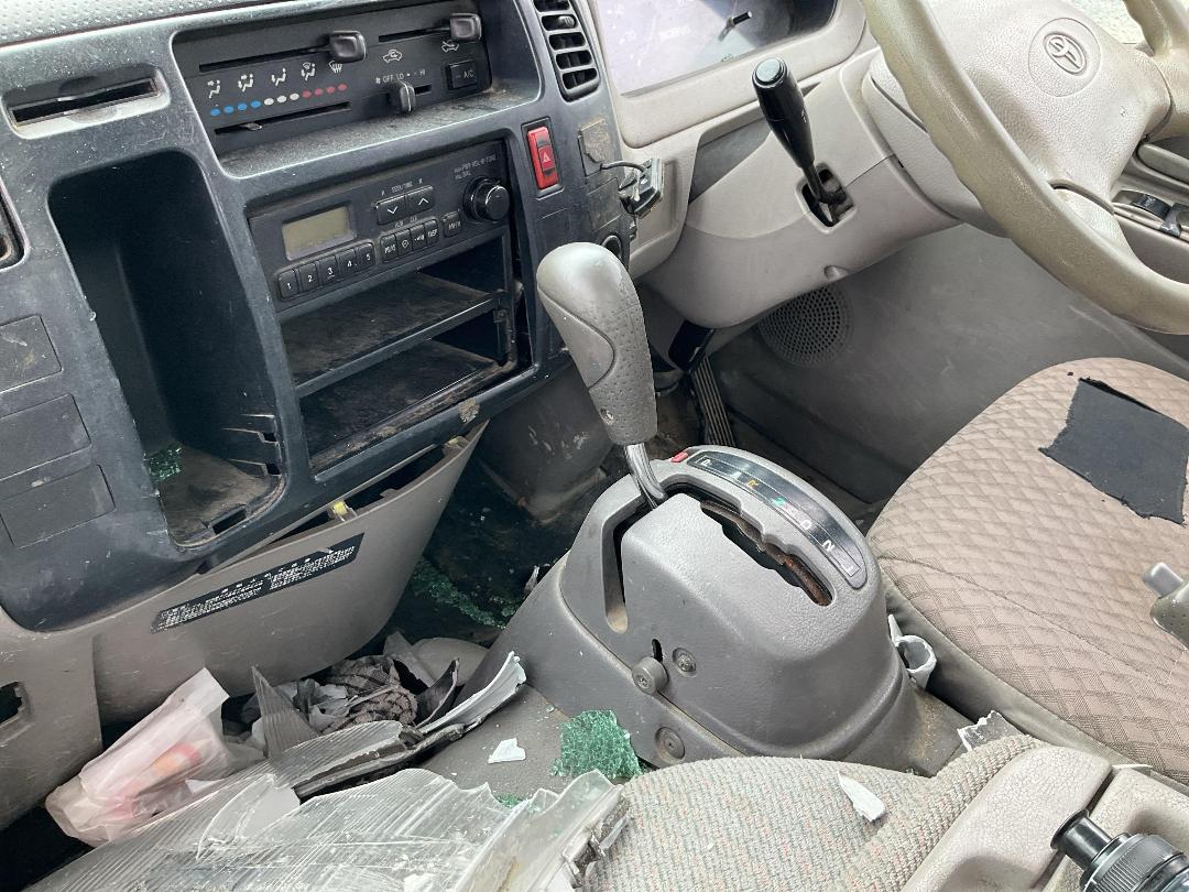 Photo '18' of Toyota Dyna XZU307 Flat Deck